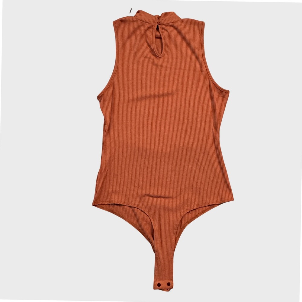 NWT Dress Forum Ribbed Mock Neck Keyhole Thong Bodysuit Terracotta Orange Size M